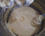 Foto langkah ke 3 dari resep Buttercream Homemade.