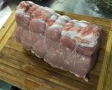 Une image de l'étape 2 de Rôti de porc au cidre, sirop d'érable et herbes aromatiques.