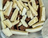 A picture of step 5 of Apple stone crumble crust.