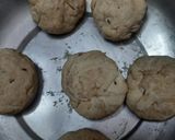 A picture of step 4 of Cheesy pizza sauce paratha.