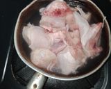 Foto langkah ke 2 dari resep Sup Ayam Tahu Bumbu Kuning.