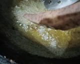 A picture of step 2 of Kuttu ke aate ki pakaudi.