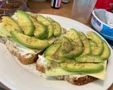 A picture of step 6 of Easy avocado sandwich.