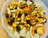 Foto del paso 7 de la receta: ENSALADA CROCANTE DE ZANAHORIA, HUEVO Y PASAS DE UVA 🍇 🥗🥚🥗🥕 (CON MIX DE FRUTOS SECOS) 🥗🥜🫘🌰🥗