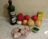 Foto del paso 1 de la receta: Merluza en salsa con patatas