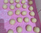 Foto langkah ke 4 dari resep Garlic Cheese Bread.