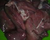 Foto langkah ke 1 dari resep Hati ayam goreng ireng.