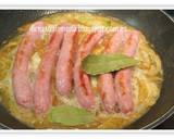 Foto del paso 4 de la receta: Salchichas al vino