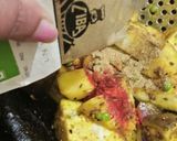 A picture of step 6 of Panchforan wale baigan.