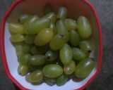 A picture of step 1 of Grapes pickle.