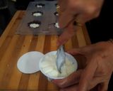 A picture of step 4 of Chocolate Icecream Modak.