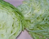 Hình bước làm 1 của món Gỏi bắp cải rau má