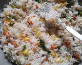 A picture of step 4 of Fried Rice.