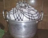 Foto langkah ke 6 dari resep Chocolava Cake.