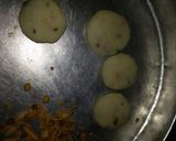 A picture of step 3 of Namkin stuffed suji kachori.