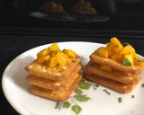 A picture of step 3 of Mango salsa crackers.