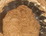 A picture of step 5 of Besan ke ladoo.