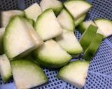 Hình bước làm 1 của món Canh Bí Xanh Nấu Rong Biển Đậu Hũ Non Chay