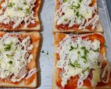 Foto langkah ke 2 dari resep Pizza Bread.