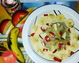 A picture of step 1 of Oats with Apple and Banana slices.
