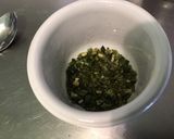 Une image de l'étape 3 de Sauce pour huîtres aux échalotes, herbes et deux vinaigres.