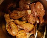 A picture of step 5 of Rice wine flavored chicken.