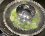 A picture of step 1 of Carbonara with Leek.