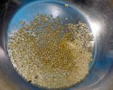 A picture of step 3 of Breadvada or Aloo bonda.