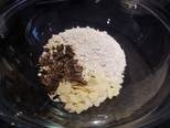 Foto del paso 2 de la receta Cookies de almendras y chocolate