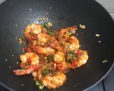 Foto langkah ke 3 dari resep Udang Saos Padang Simple.