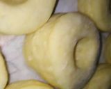 A picture of step 3 of Chocolate donuts.