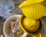 Foto del paso 2 de la receta: Tomate relleno 🍅💗