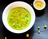 A picture of step 6 of Spinach Hummus.