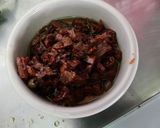 Une image de l'étape 3 de Champignons farcis aux tomates, emmental et coriandre.