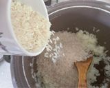 Foto del paso 1 de la receta: Arroz con cebolla blanca en arrocera