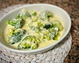 Foto del paso 3 de la receta: Brócoli al vapor con bechamel