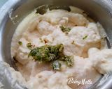 A picture of step 1 of Angoori Dahi Wada.