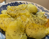 Foto del paso 3 de la receta: Patatas a lo pobre en lékué