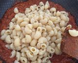 Foto del paso 5 de la receta Coditos con atún en lata a la diabla