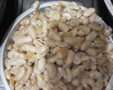 Foto langkah ke 2 dari resep Kacang bawang gurih, renyah.