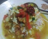 Foto langkah ke 7 dari resep Soto ayam kuah kuning.