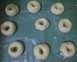 Foto langkah ke 4 dari resep Donat eggless ada white ringnya 😘.