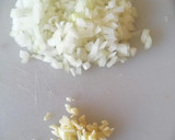 Foto del paso 1 de la receta: Contramuslos de pollo con espárragos
