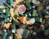 भिन्डी दो प्याज़ा (bhindi do pyaza recipe in Hindi) रेसिपी चरण 5 फोटो