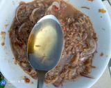 A picture of step 2 of Meat pooding with corn soup.