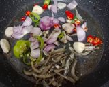 Foto langkah ke 1 dari resep Tumis Daun kencur teri.