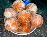 கண்டன்ஸ்டு மில்க் பால்ஸ் (பன்) ரெசிபி ஸ்டேப் 9 புகைப்படம்