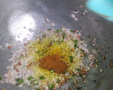சுவை மிகு  இட்லி உப்புமா (Idli upma recipe in tamil) ரெசிபி ஸ்டேப் 3 புகைப்படம்