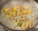 A picture of step 4 of Pork and Vegetable Miso Soup.
