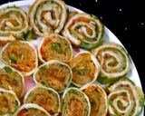 A picture of step 6 of Cucumber Weave Noodles Pinwheel Sandwich.
